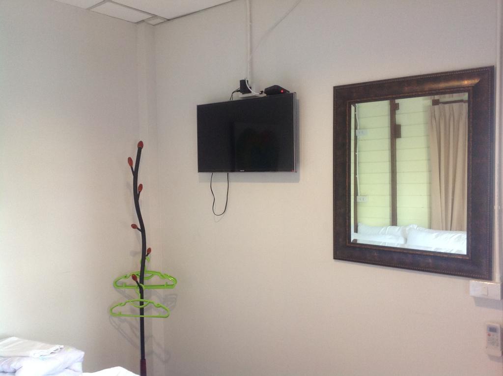 Nty Hostel Near Suvarnabhumi Airport Bangkok Bagian luar foto