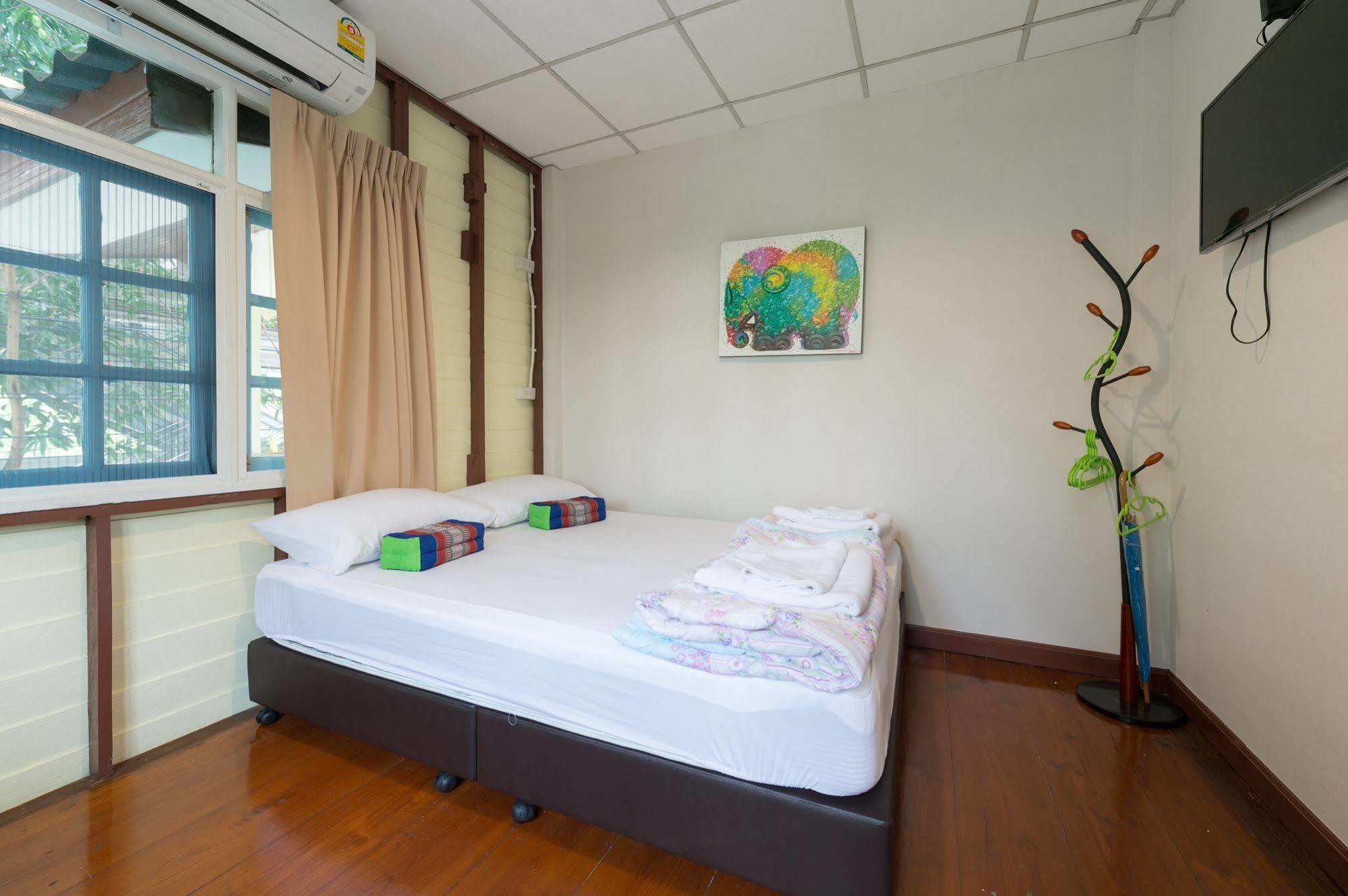 Nty Hostel Near Suvarnabhumi Airport Bangkok Bagian luar foto